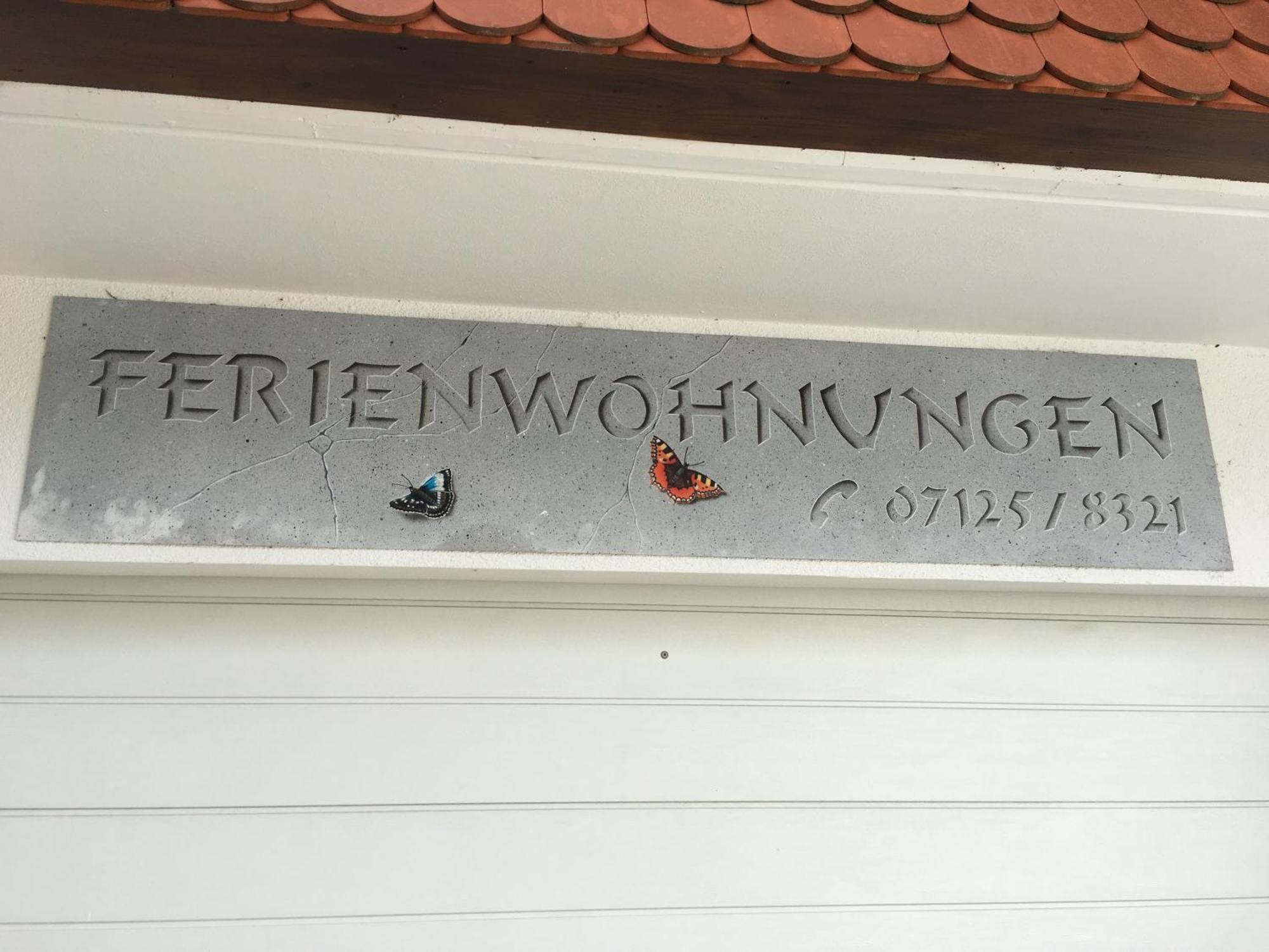 Haus Am Sonnenhuegel Apartment Bad Urach Exterior photo